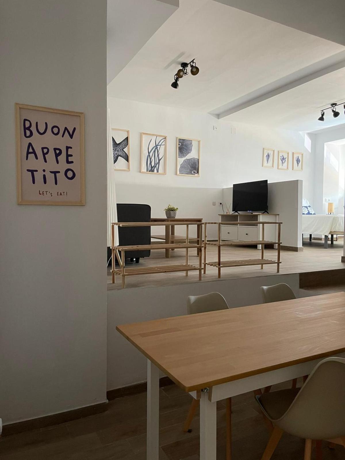 Apartamentos Matilda Коніль-де-ла-Фронтера Екстер'єр фото