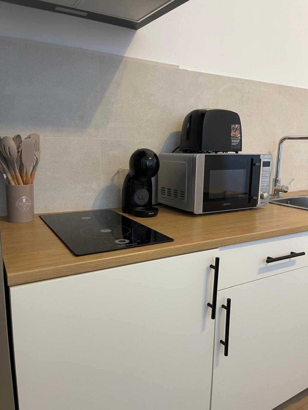 Apartamentos Matilda Коніль-де-ла-Фронтера Екстер'єр фото