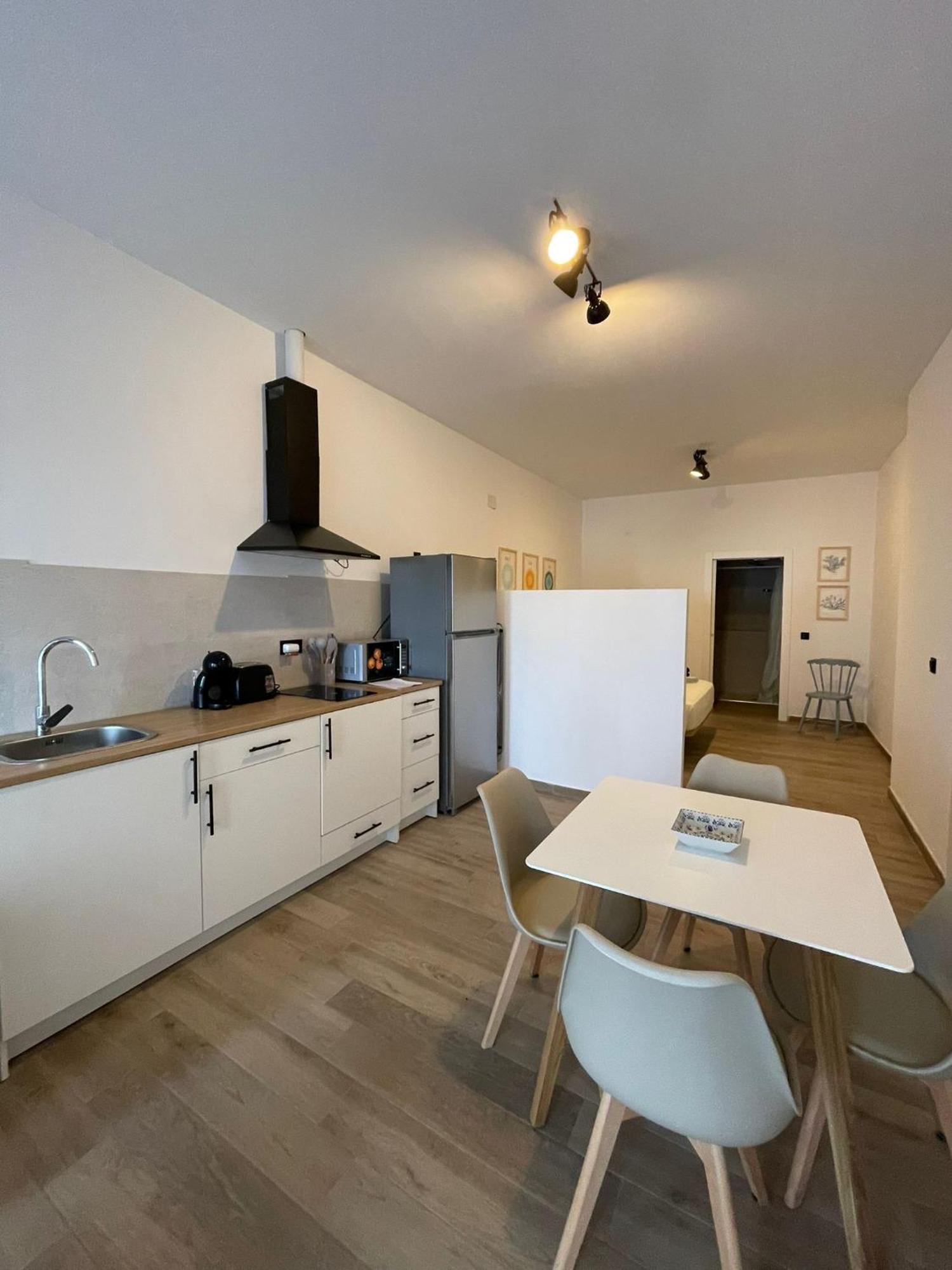 Apartamentos Matilda Коніль-де-ла-Фронтера Екстер'єр фото
